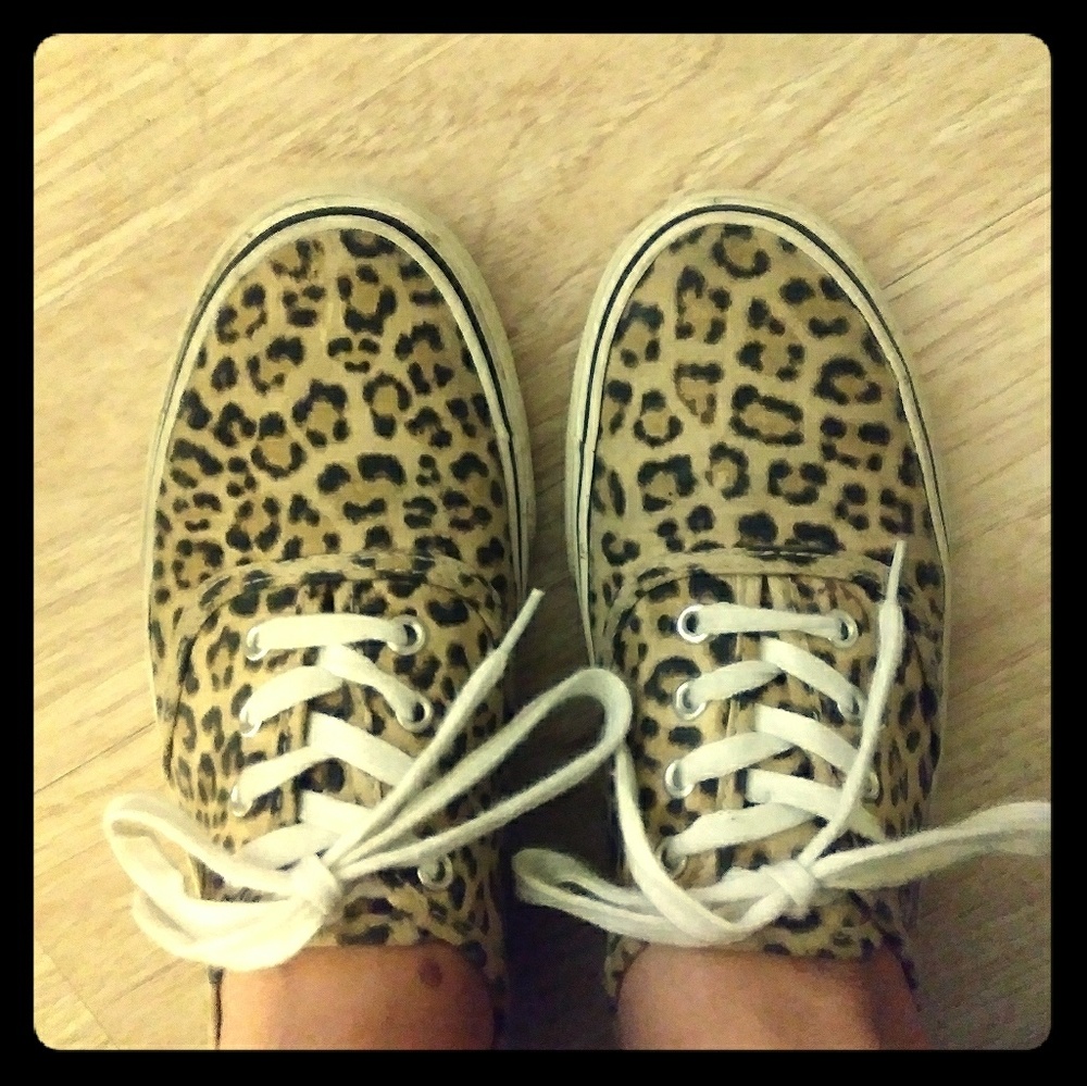 H&M LEOPARD PRINT SNEAKERS